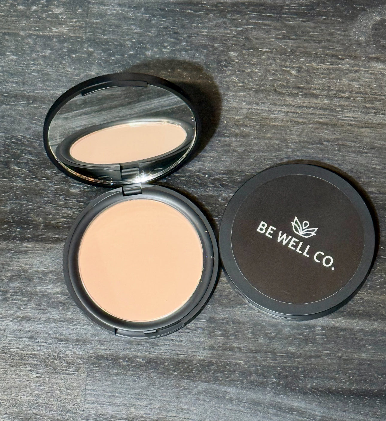 Halo Finish Pressed Powder